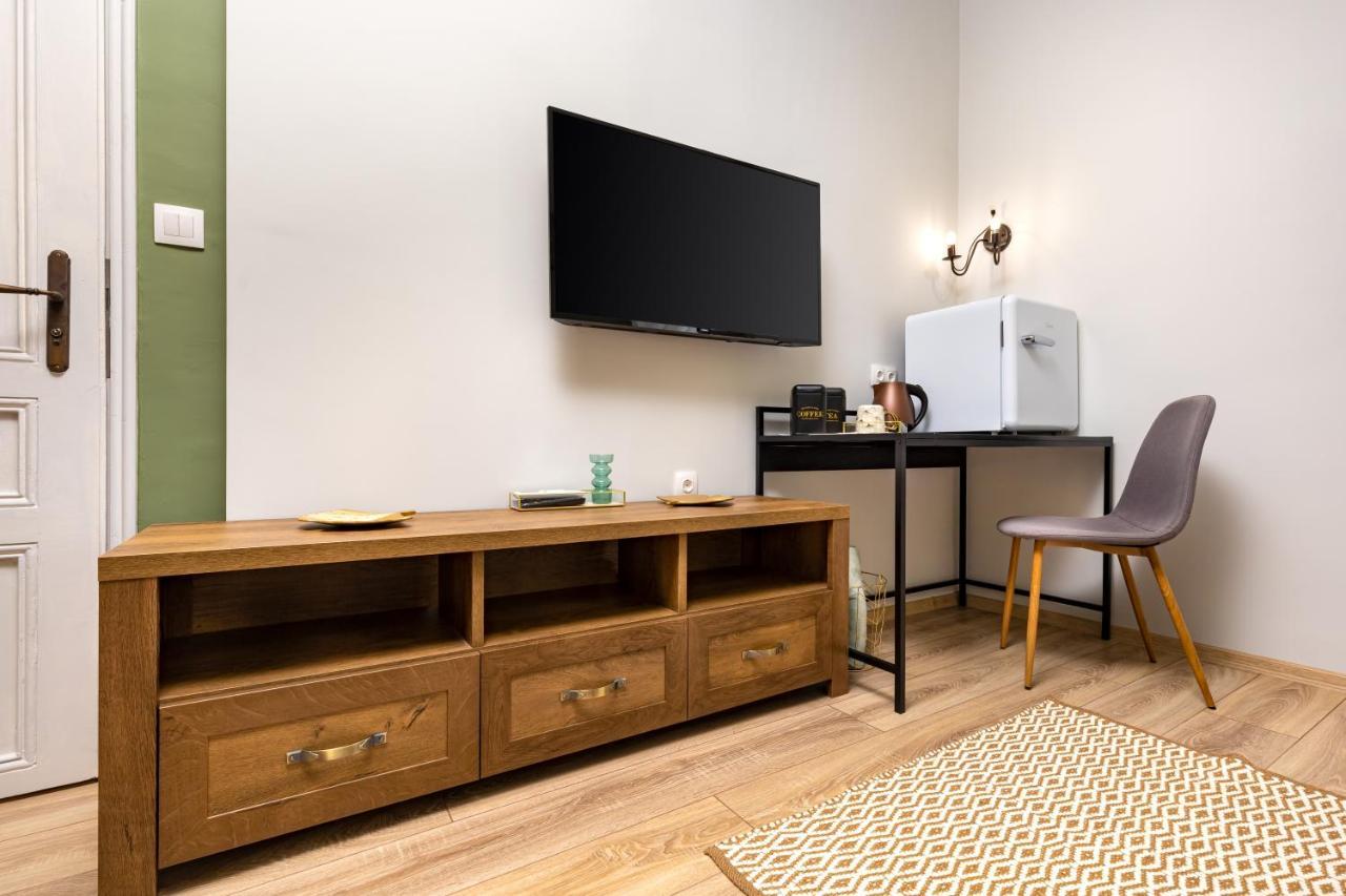 Kapana Guest House On Central Pedestrian Street With Parking Included Plowdiw Exterior foto